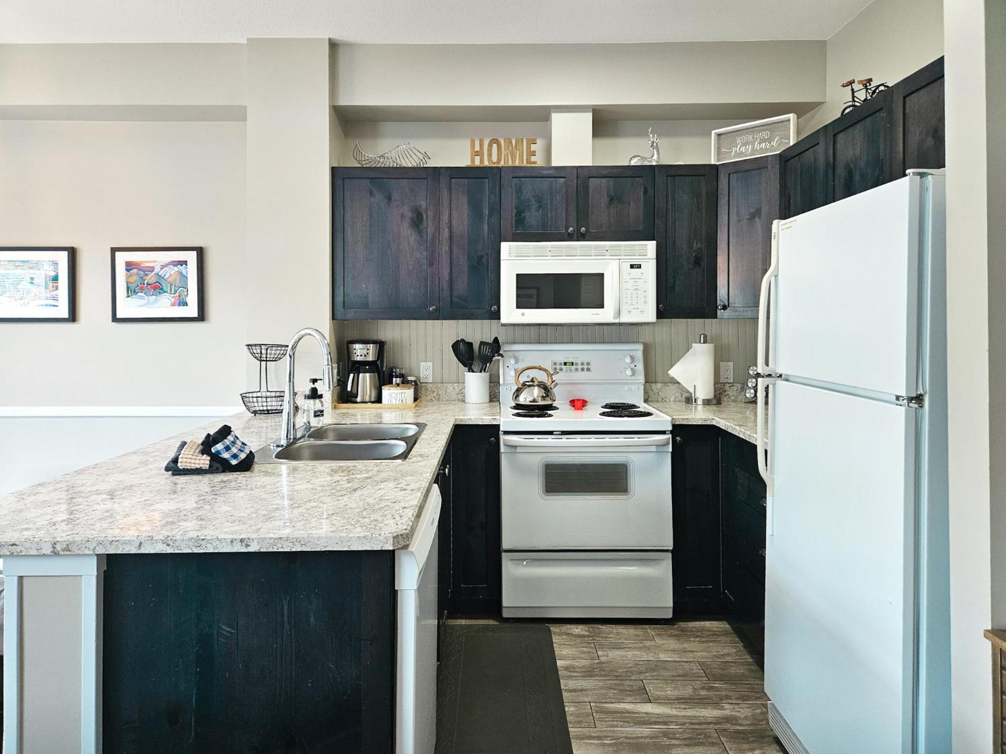 Aurora Townhomes By Stayin Panorama Habitación foto
